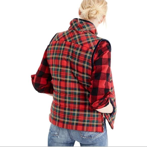 J. Crew Tartan Plaid Mountain Puffer Velvet Trim Vest Red Green Size Small H2712 - Picture 14 of 15